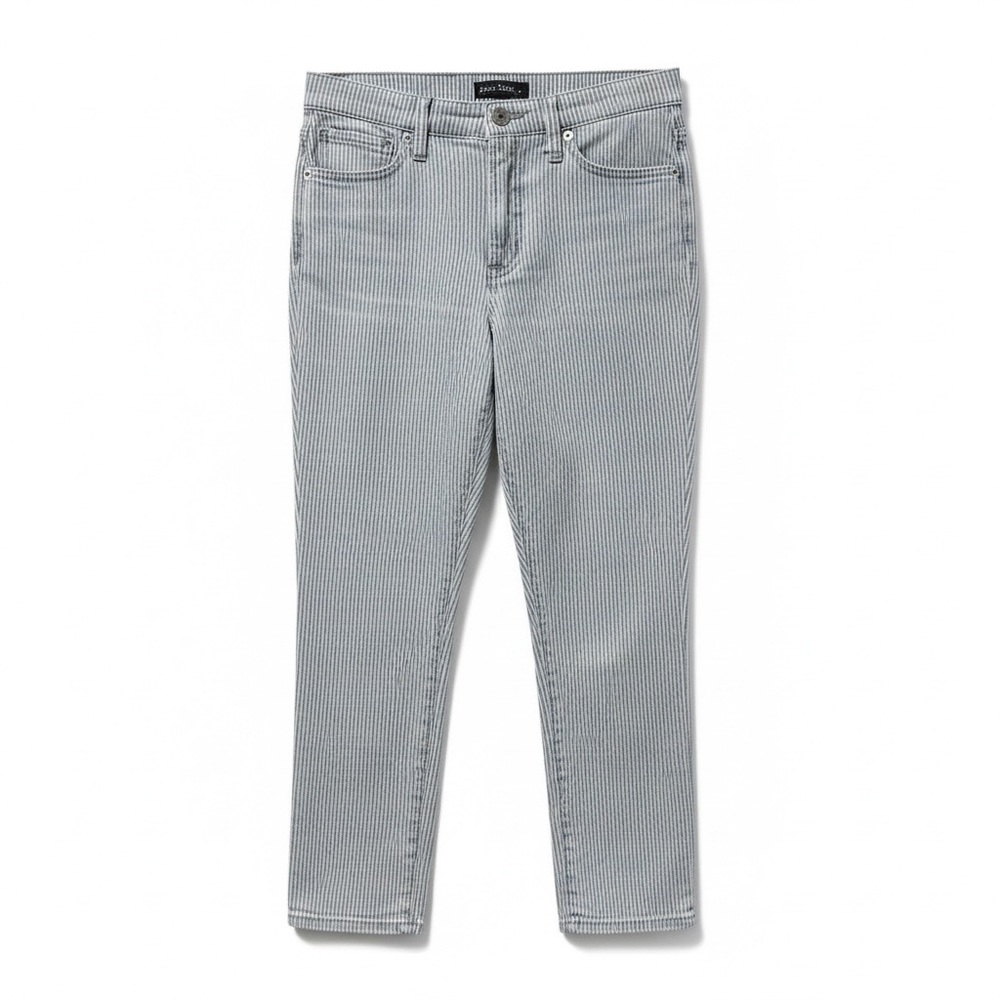 J. CREW Women’s 27 Blue Prep
Stripes Ankle Cropped Comfy